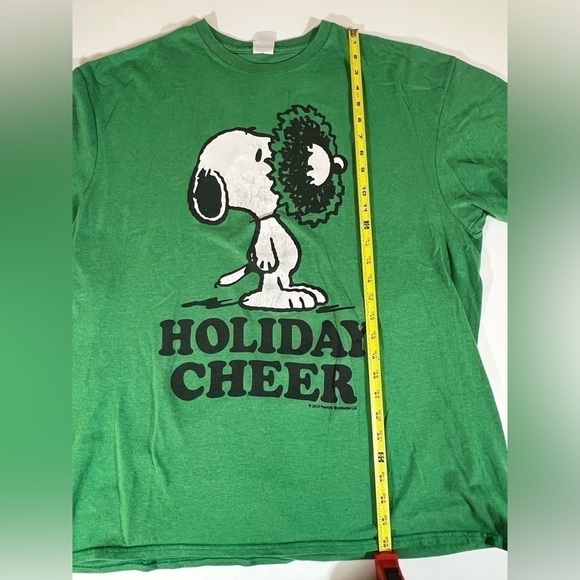 Christmas Snoopy green Delta Proweight tshirt sz XL comfy holiday cheer - Picture 8 of 9